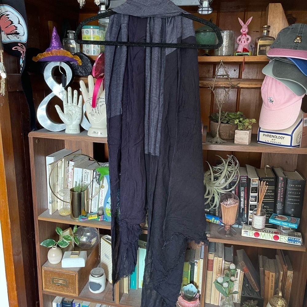 BDG navy and gray blanket scarf - Picture 3 of 9